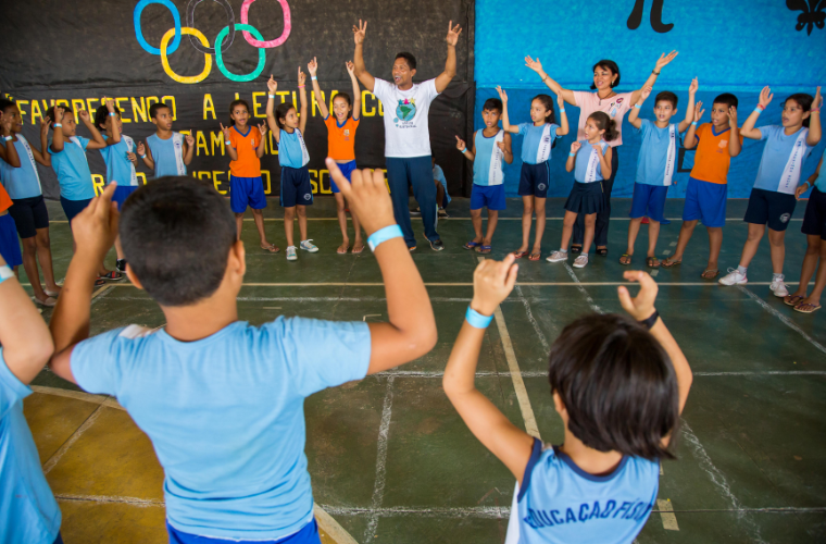 Entenda como a escuta ativa na gestão escolar fortalece a educação inclusiva