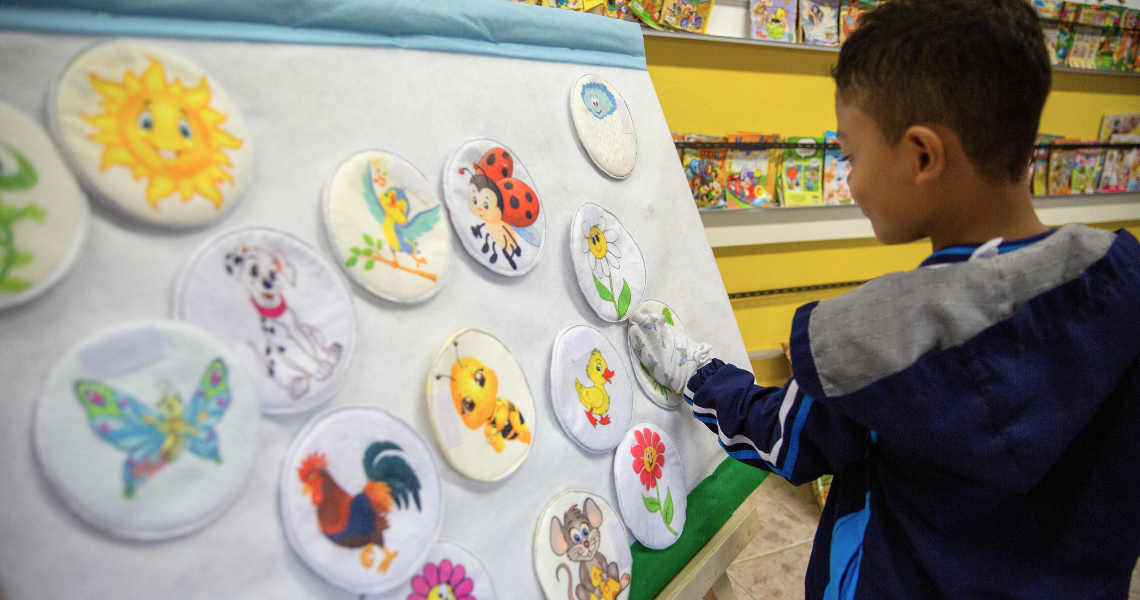 Materiais pedagógicos acessíveis na educação inclusiva: o que são e como se relacionam ao DUA